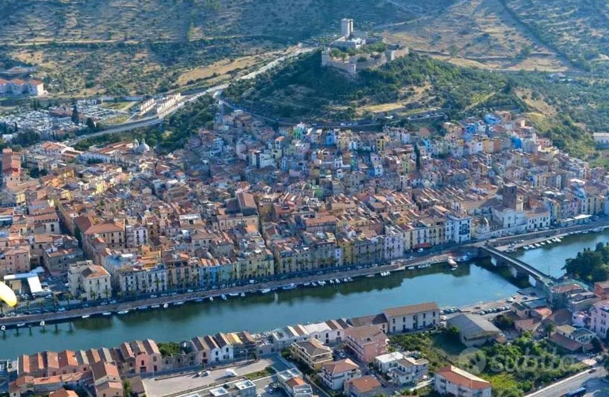 Appartamento Bilocale 4 Posti Bosa Bagian luar foto